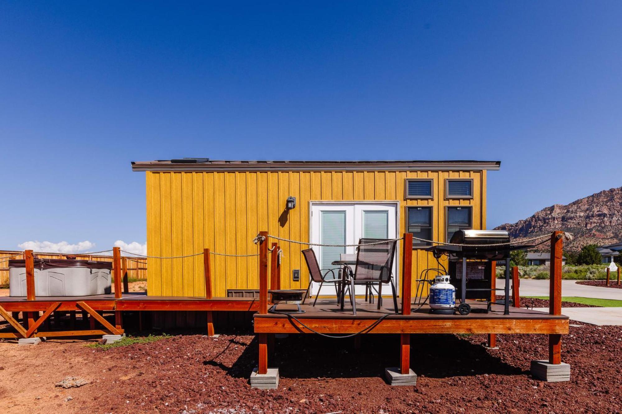 Desert Oasis Tiny Home Apple Valley Exterior photo